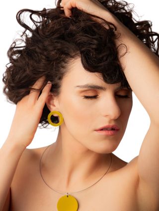 Hello yellow! ☀️ Dare to shine. . . #extravagart #helloyellow #yellow #daretoshine #extravagartstyle #zluta #lokalnitvorba